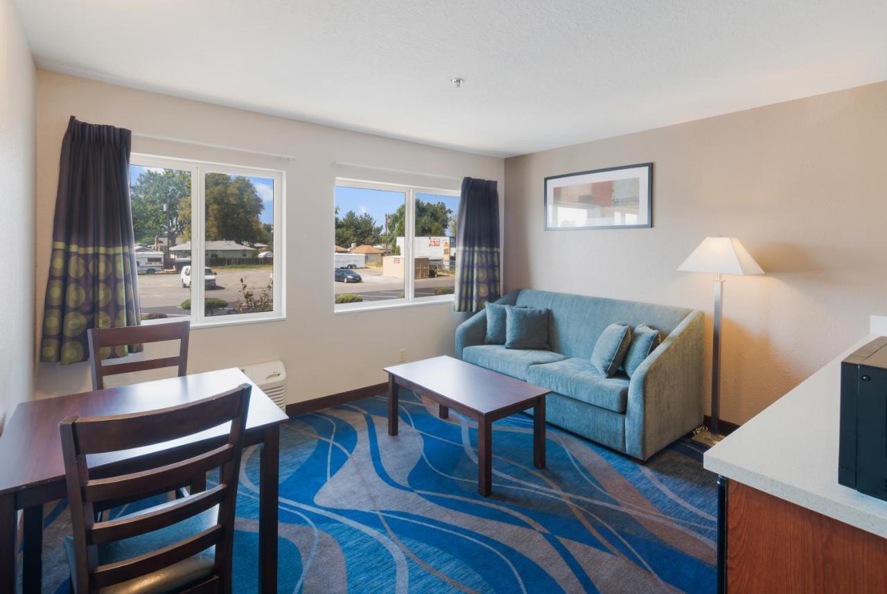 Red Lion Inn & Suites Kennewick Tri-Cities Exteriér fotografie