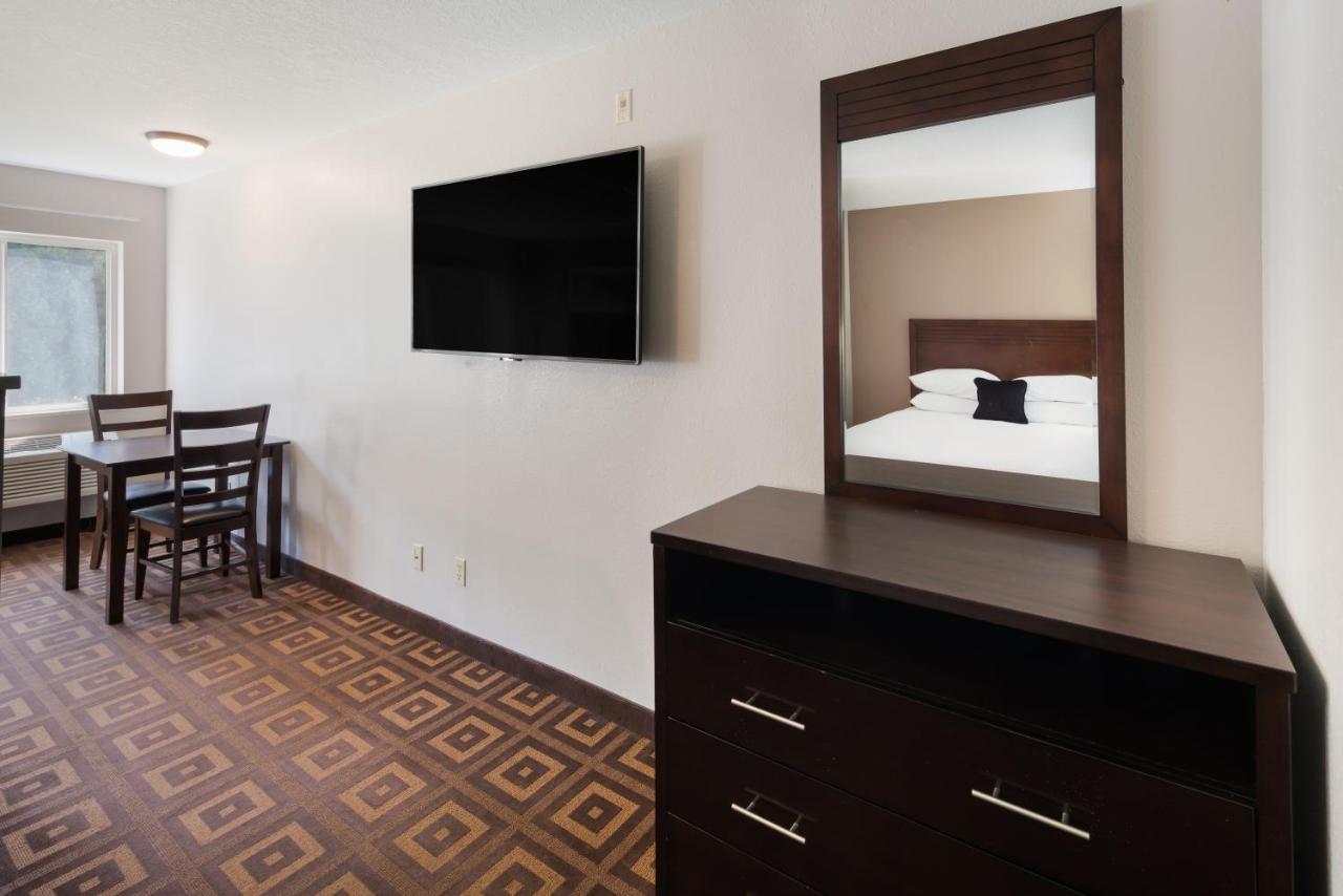 Red Lion Inn & Suites Kennewick Tri-Cities Exteriér fotografie