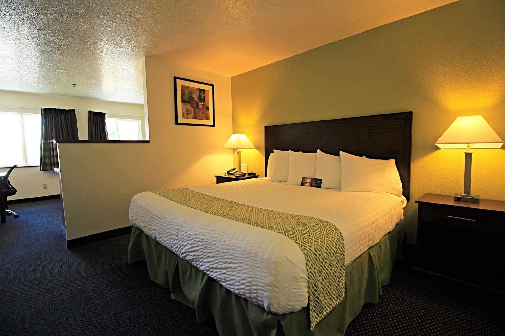 Red Lion Inn & Suites Kennewick Tri-Cities Exteriér fotografie